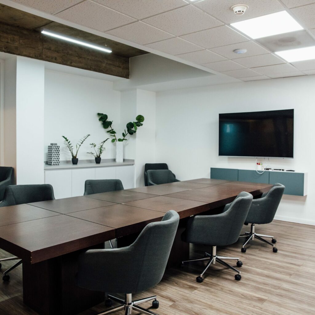 Santurce Suites conference room