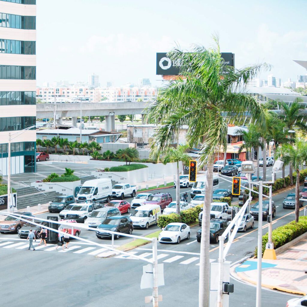 An avenue in Hato Rey